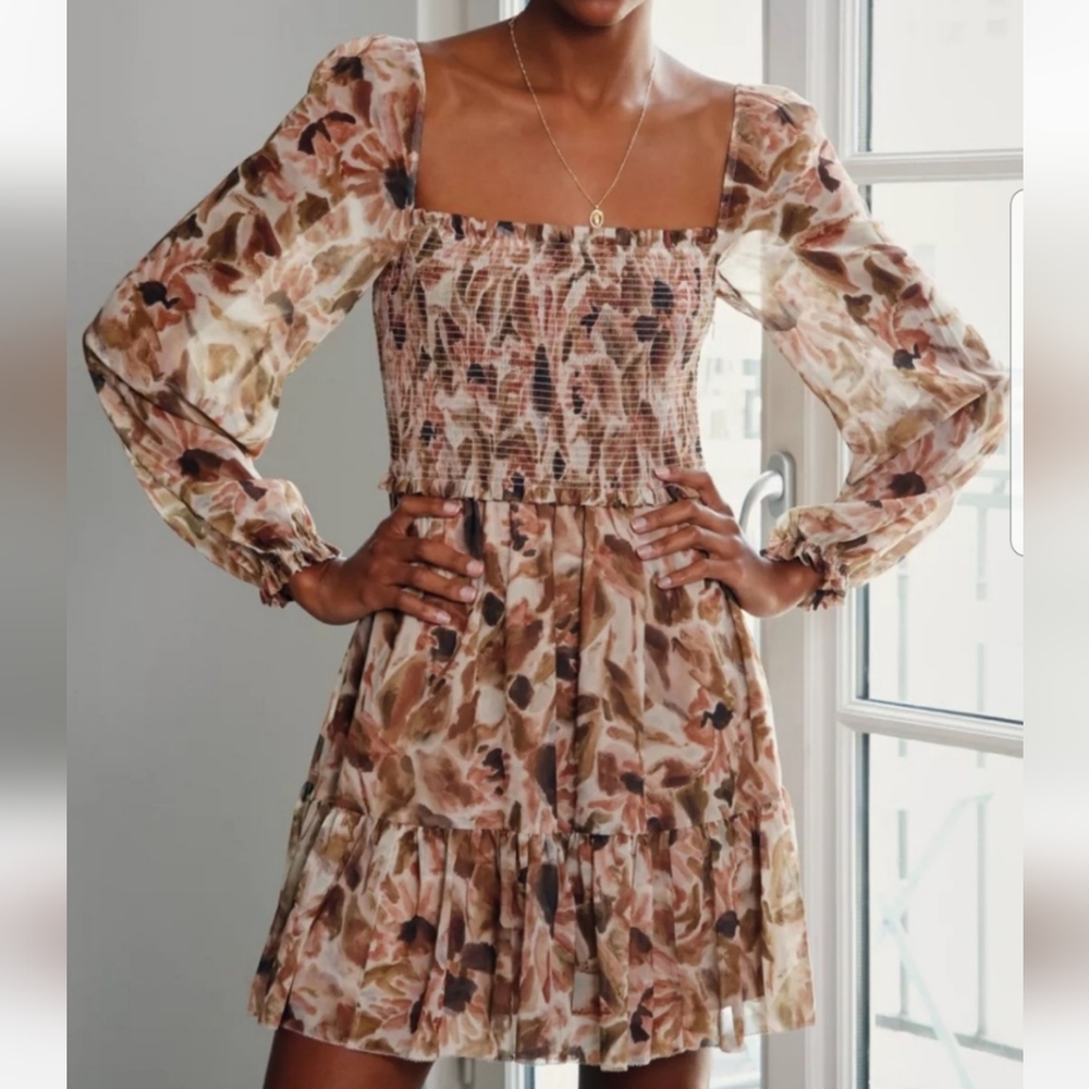 ARITZIA WILFRED TEMPEST Long Sleeve Floral Smocked Square Neck